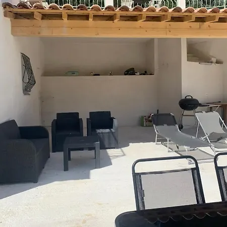 Maison De Toulon
